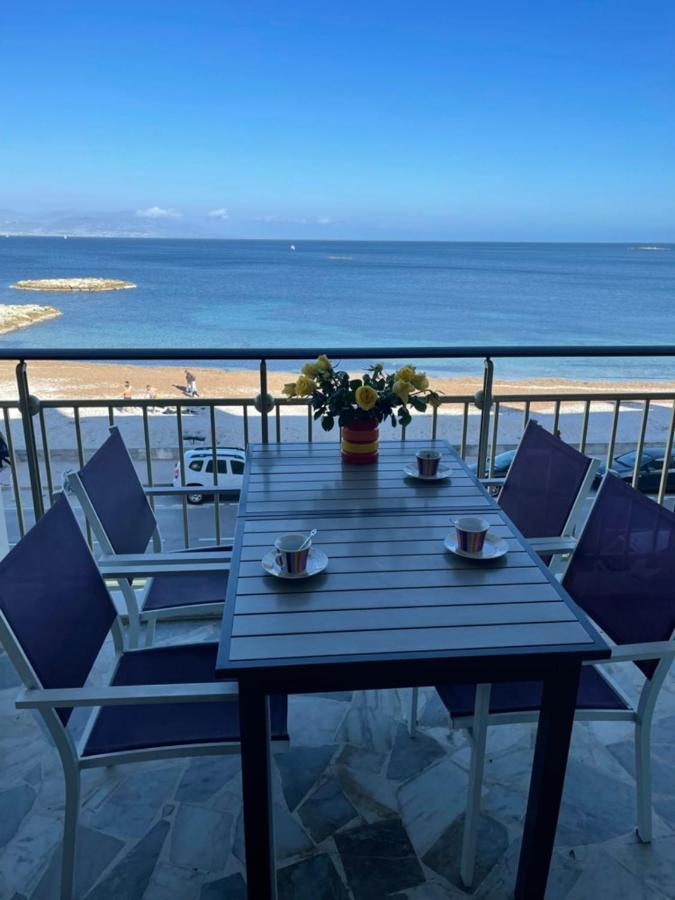 Seafront One Bedroom Apartment With A Terrasse Swimming Pool And A Parking Antibes Exteriör bild