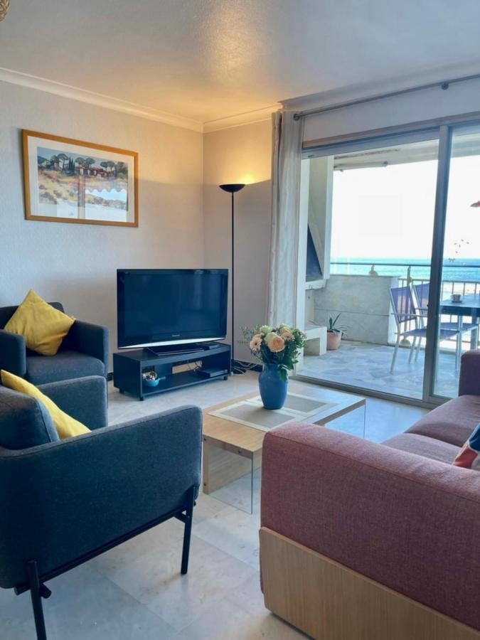 Seafront One Bedroom Apartment With A Terrasse Swimming Pool And A Parking Antibes Exteriör bild