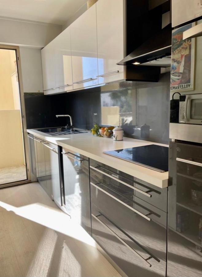 Seafront One Bedroom Apartment With A Terrasse Swimming Pool And A Parking Antibes Exteriör bild