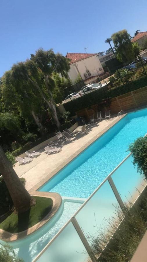 Seafront One Bedroom Apartment With A Terrasse Swimming Pool And A Parking Antibes Exteriör bild